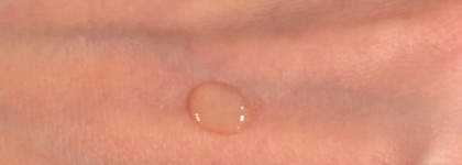 Что на полочке живёт? Или кислотные пилинги на моей (зимней) косметической полочке