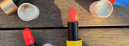 Один из старейших домов моды тоже сделает это. Hermès объявил о выпуске линии помад