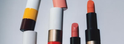 Один из старейших домов моды тоже сделает это. Hermès объявил о выпуске линии помад