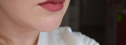 Очередная матовая помада-the Balm Meet Matt(e) Hughes в оттенке Charming