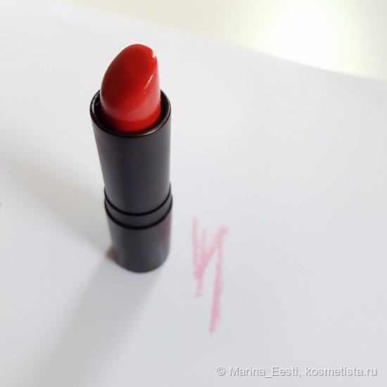 Сказ о двух красных помадах шведской марки Make Up Store