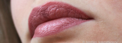 Marc Jacobs The Nude(ist) Show Lipstick and Lip Liner Collection