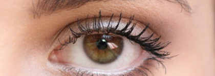 Vivienne Sabo Cabaret Artistic Volume Mascara 01