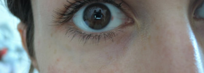 Прекрасная кобра от Essence: Lash Princess volume mascara black