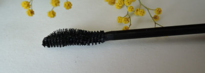 Прекрасная кобра от Essence: Lash Princess volume mascara black