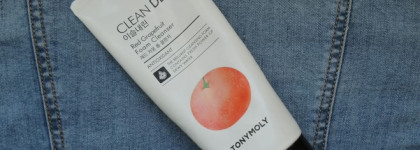 Tonymoly Clean DEW Red Grapefruit Foam Cleanser