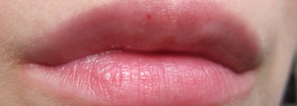 Неоновые, но такие нежные "La Diva" и "L'Eclatante" от Chanel