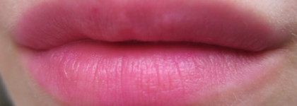 Неоновые, но такие нежные "La Diva" и "L'Eclatante" от Chanel