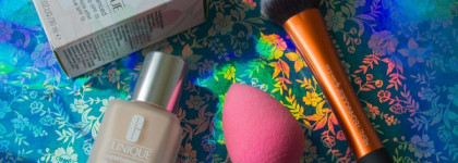 Тональный крем Clinique superbalanced silk make up Spf15