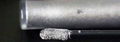 Жидкие тени для век Giorgio Armani Eye Tint Fluid Eye Color 05 Onyx