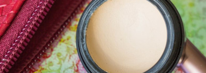 Дорожная парочка-выручалочка консилер Catrice camouflage cream 010 ivory