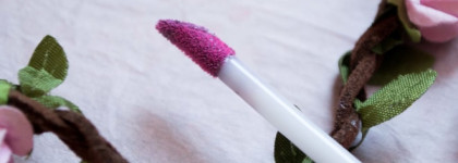 Тени NYX Holographic Halo Eye tint 03 Wild Orchid - праздничное настроение обеспечено