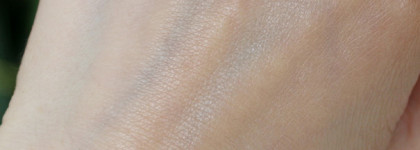 Отличный хайлайтер Becca Shimmering Skin Perfector в оттенках Pearl и Opal