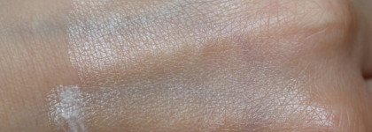Отличный хайлайтер Becca Shimmering Skin Perfector в оттенках Pearl и Opal