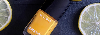 В оттенках цитрусов - Chanel Лак для ногтей Lе Vernis Giallo Napoli 592