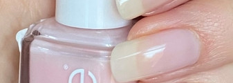 Мой идеальный нюд лак для ногтей Essie в оттенке Mademoiselle 13