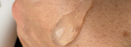 Охлаждающая скатка-гоммаж с эффектом сияния ICE AND GLOW Peeling GEL от Skinphoria