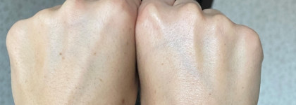 Лифтинг-сыворотка против морщин c гиалуроновой кислотой, комплексом аминокислот и бисабололом Wrinkle Resist Lifting Serum от Skinphoria