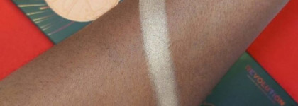 Коллаборация Revolution x Coca-Cola Creations