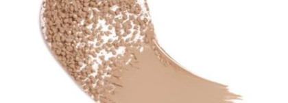 Chanel Les Beiges Water-Fresh Touch Foundation