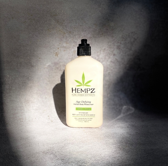 Hempz Молочко для тела антивозрастное увлажняющее Age Defying ...