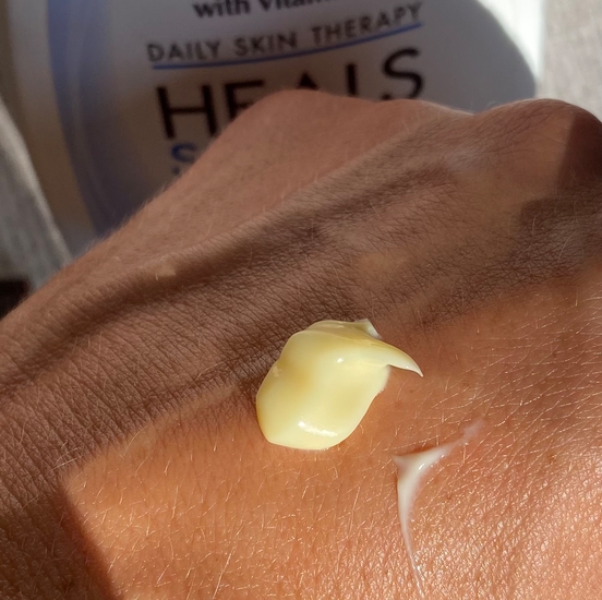 Palmers Cocoa Butter Formula Heals Softens Лосьон для тела увлажняющий с маслом какао и витамином Е