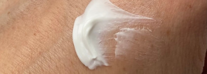 Avon Ночной восстанавливающий и Дневной укрепляющий кремы для лица линейки Anew