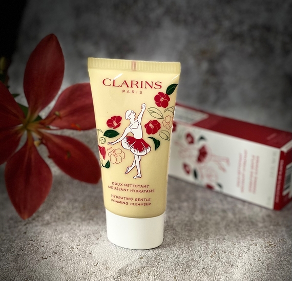 Clarins Очищающий пенящийся крем Doux Nettoyant Moussant Hydratant Camellia Collection