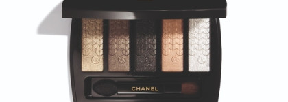 Рождественская коллекция от Chanel 2023