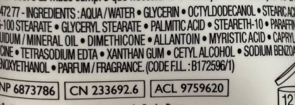 La Roche-Posay Восстанавливающий крем для сухой кожи рук Lipikar Xerand