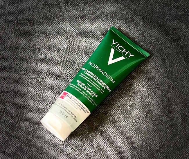 Vichy Очищающая гель-сыворотка для лица Normaderm с эффектом пилинга