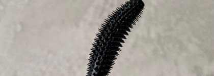 Спорная новинка Vivienne Sabó - Тушь для ресниц Moore Moore Mascara