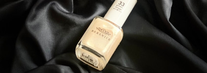 Деликатный золотой блеск на ваших ногтях: Berenice Oxygen Nail Lacque в оттенке Golden Mirage