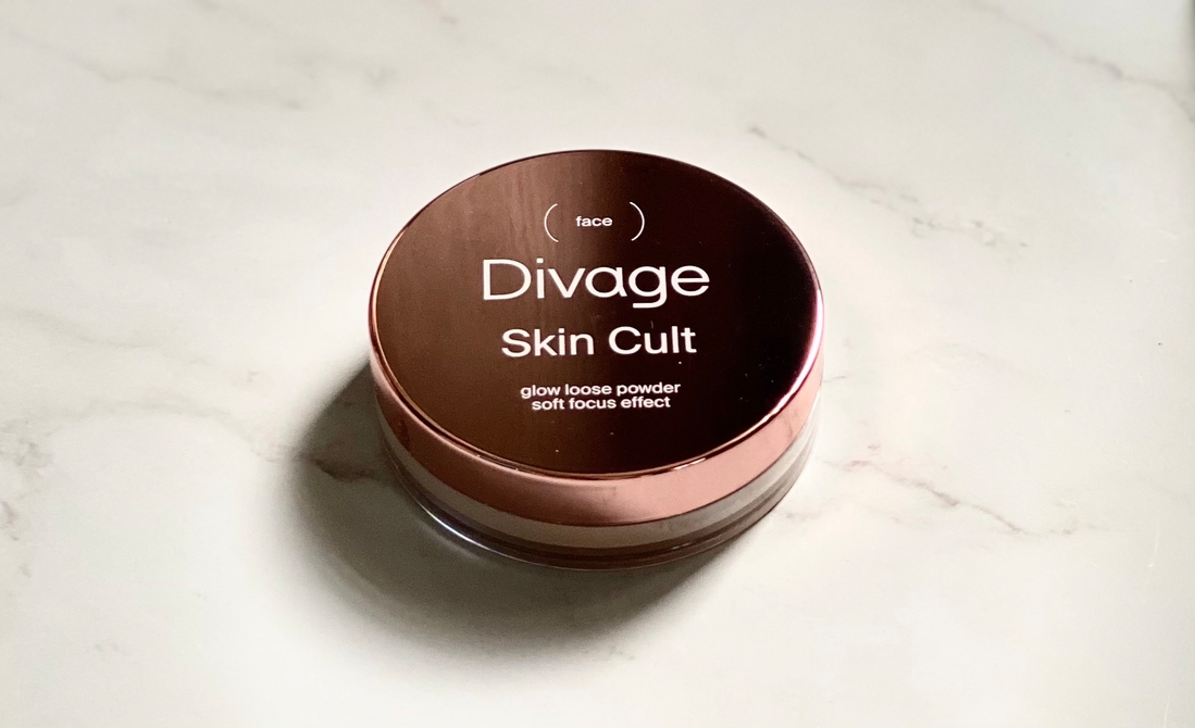 Рассыпчатая сияющая пудра Skin Cult Glow Loose Powder от DIVAGE