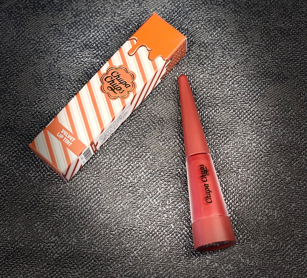 Chupa Chups Бархатистая помада-тинт Velvet Lip Tint