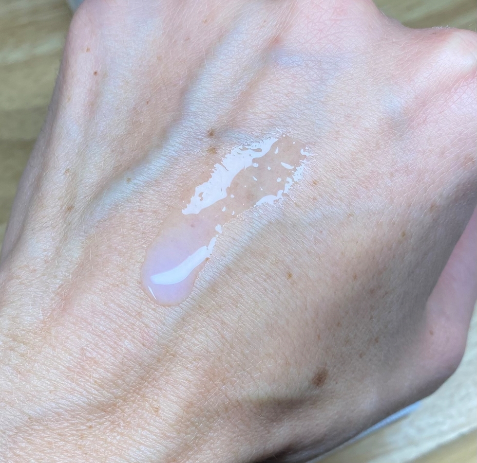 Многофункциональная сыворотка-флюид watermilk fluid-to-cream serum NUNKORO Свотчи