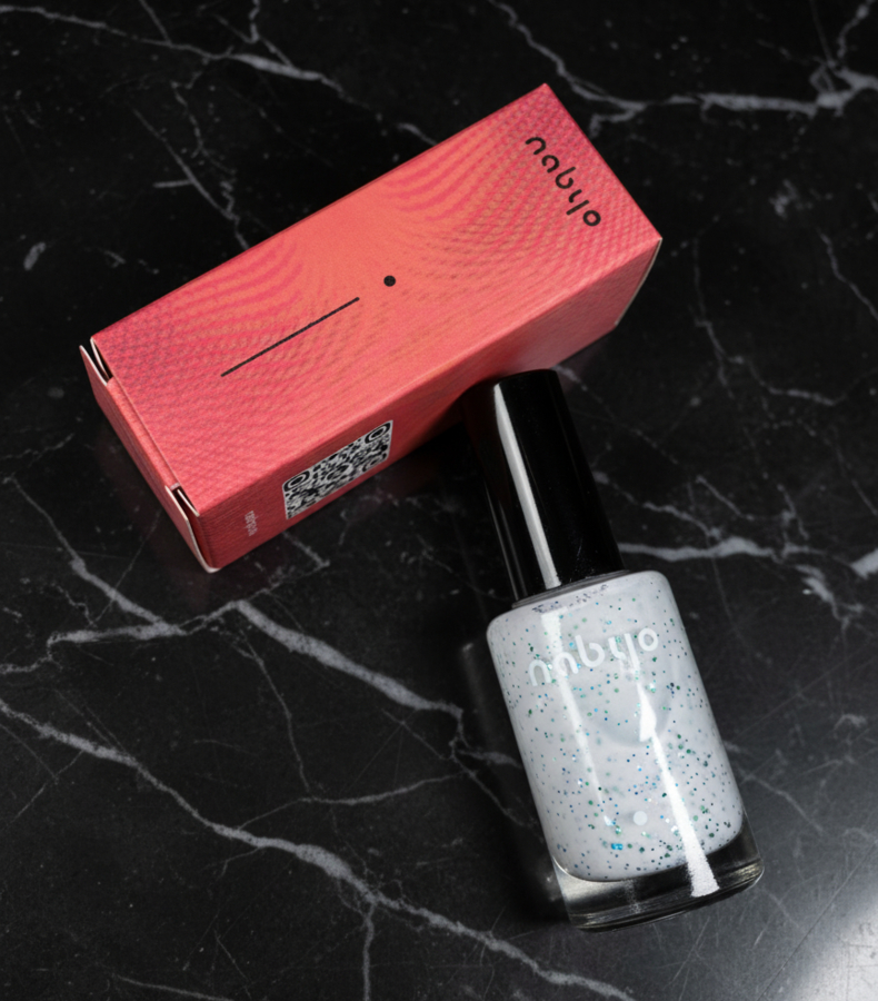 Лак для ногтей Nabyo в оттенке 1096 «Курьер на автопилоте»