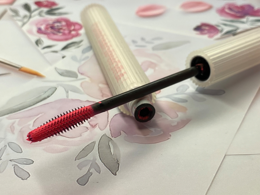 Тушь для ресниц Chromophora Ultra Color Mascara от Influence Beauty в розовом оттенке 04