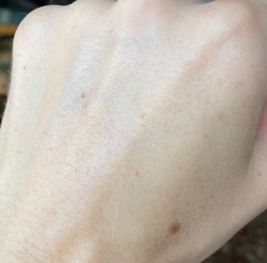 Осветляющий крем с 6% транексамовой кислотой и витамином С Trimay Mela-Tranex Daily Vitalize Cream свотчи