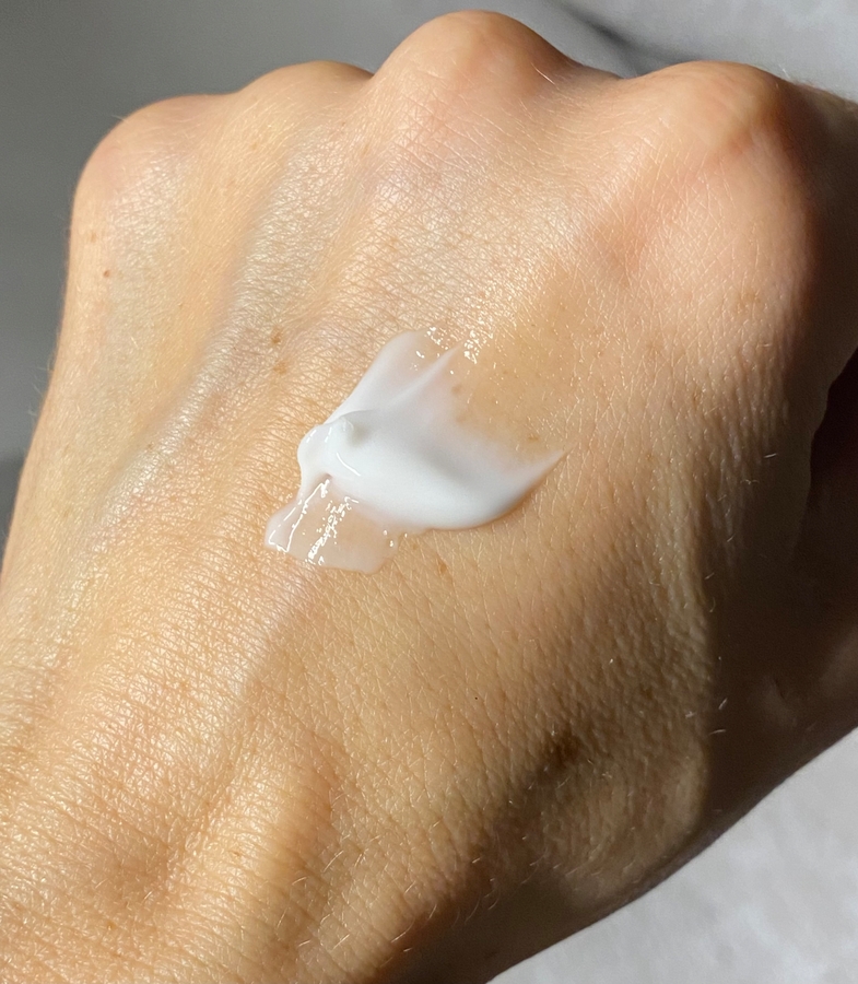 Увлажняющий крем против морщин La Roche-Posay Hyalu B5 Suractivated Cream свотчи