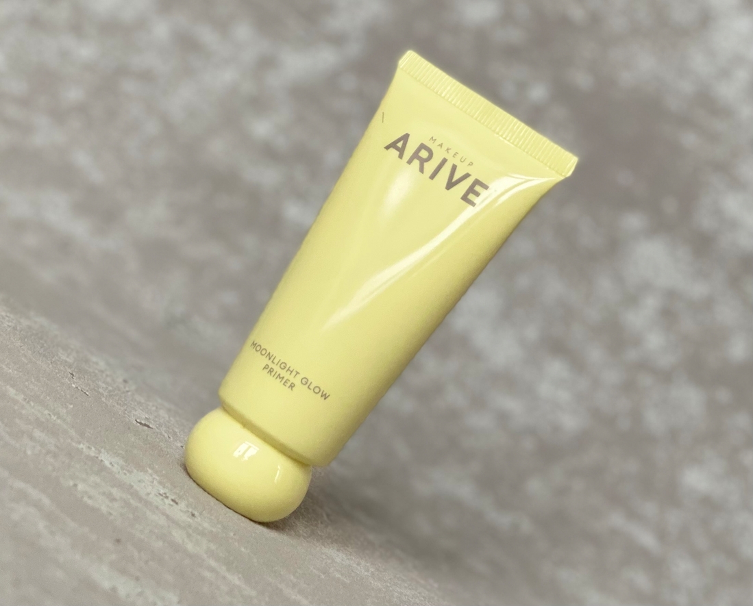 ARIVE MAKEUP Ухаживающая база под макияж Moonlight Glow Primer