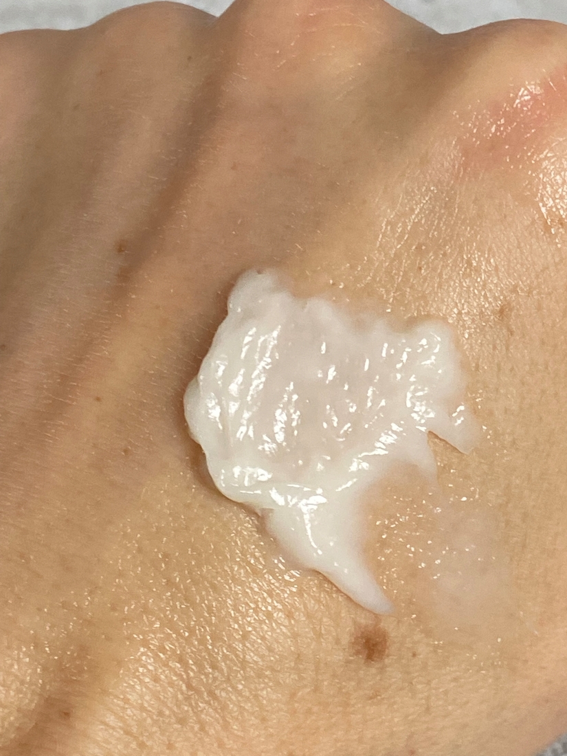 Shea Moisture Coconut & Hibiscus Curl Enhancing Smoothie свотчи