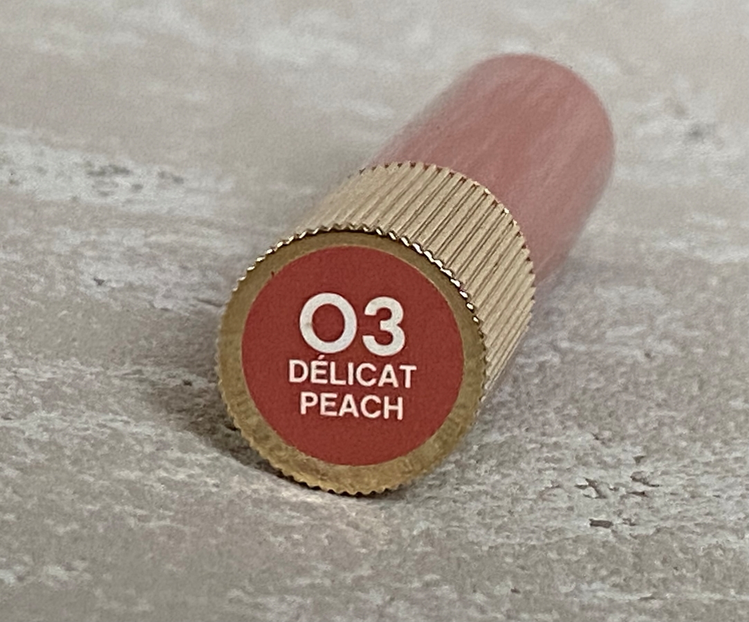 Vivienne Sabo Бальзам-помада для губ La La Laque Extra Gloss Lip Balm