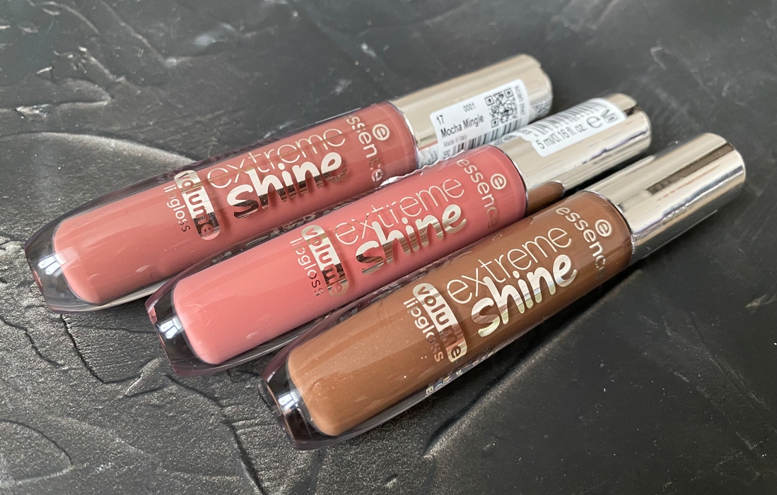 Essence Блеск для губ Extreme Shine Volume Lipgloss в оттенках 14, 16, 17