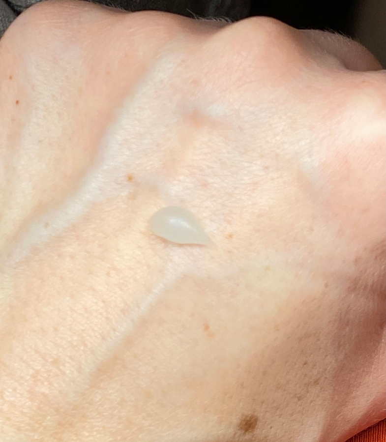 Увлажняющий матирующий гель-крем для лица La Roche-Posay Hyalu B5 Water Gel свотчи