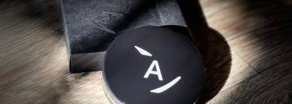 AnnBeauty Увлажняющая компактная пудра Powder Foundation 002 Nude - Матирование, увлажнение и SPF - звучит идеально, а на деле?