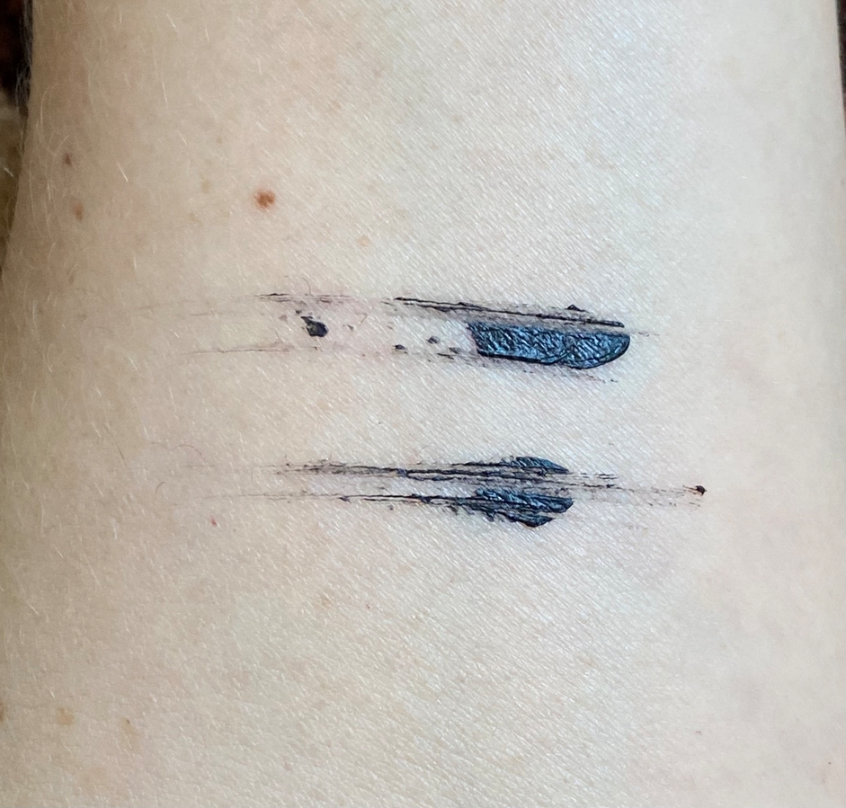 Arive Makeup Универсальная объемная тушь Buildable Volume Mascara свотчи