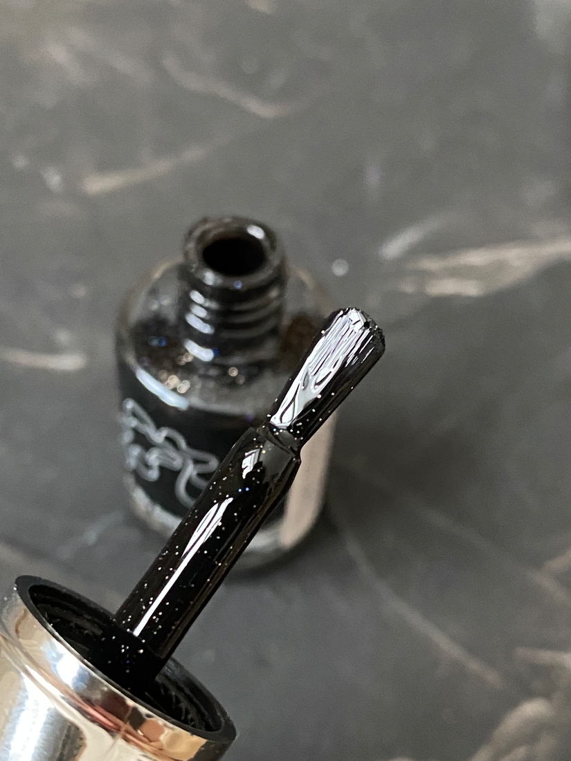 Лак для ногтей I Do Beauty в оттенке 20 кисть