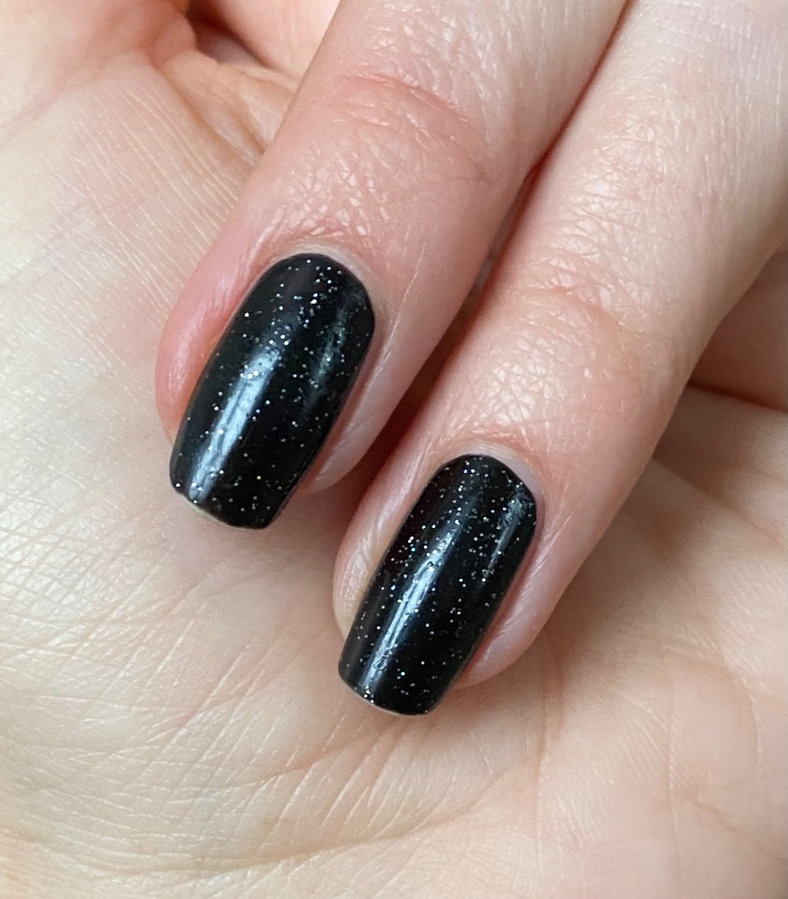 Лак для ногтей I Do Beauty в оттенке 20 свотчи