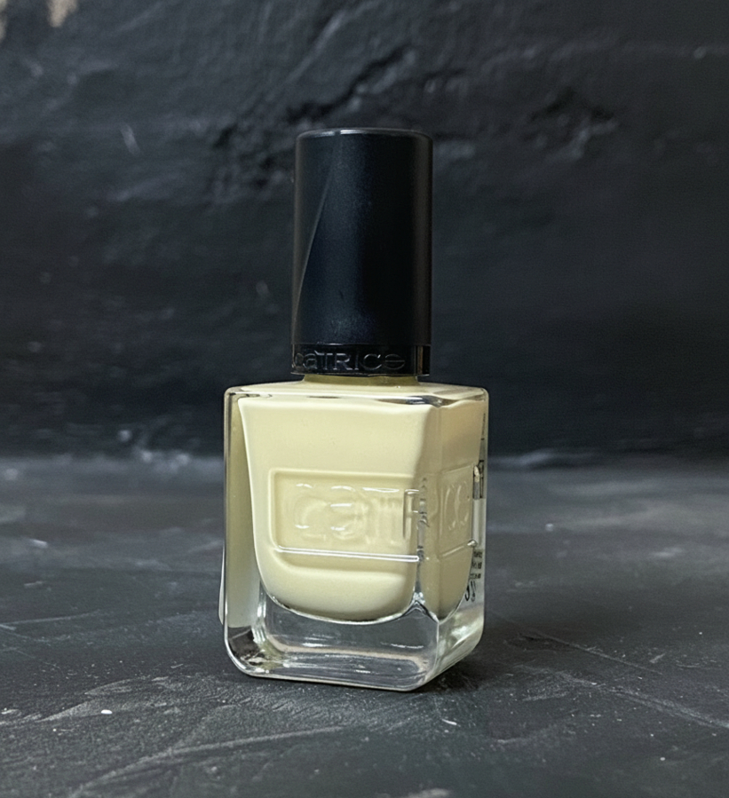 Лаки для ногтей Catrice Gel Affair Nail Lacquer оттенок 012 - Easy Peasy Lemon Squeezy